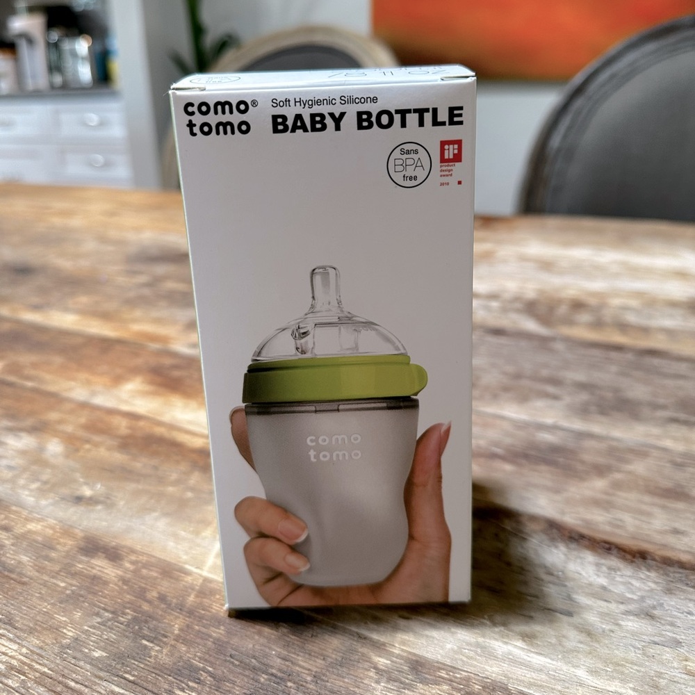 BRAND NEW UNOPENED Como Tomo 8oz baby bottle